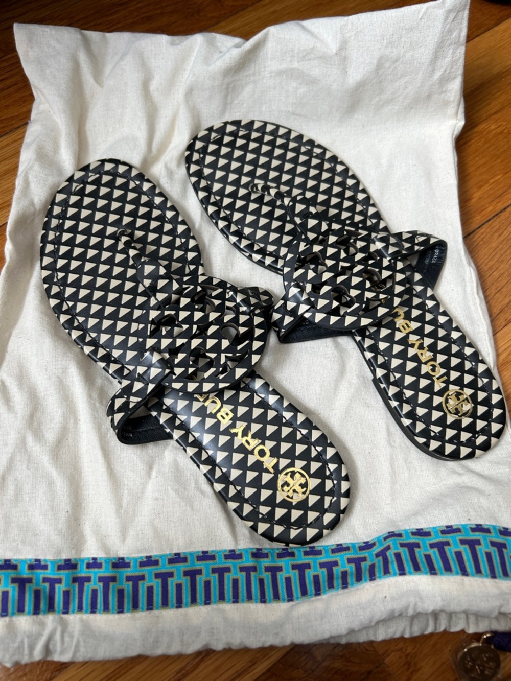 Tory Burch black and white sandal